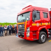 Foto de um caminhão auto bomba tanque